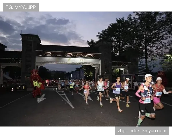 世界越野跑赛事加强赛前路线开放供选手试跑,世界顶级越野跑赛事 世界越野跑赛事加强赛前路线开放供选手试跑,世界顶级越野跑赛事